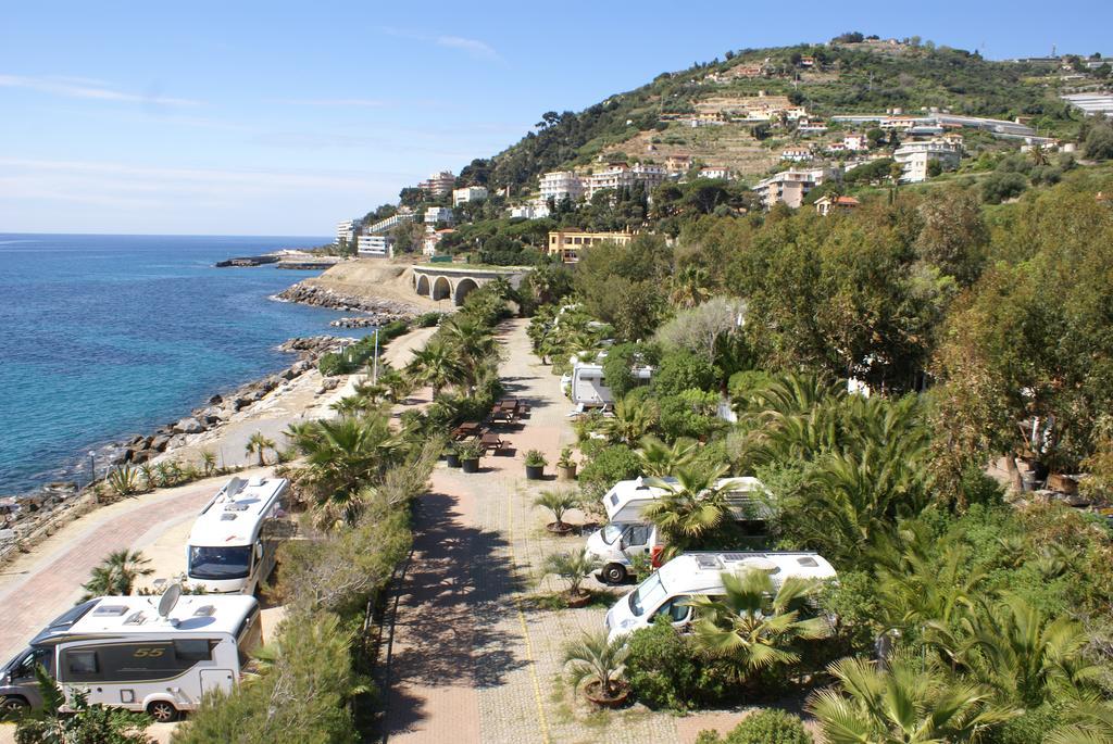 Villaggio Dei Fiori Sanremo Ngoại thất bức ảnh